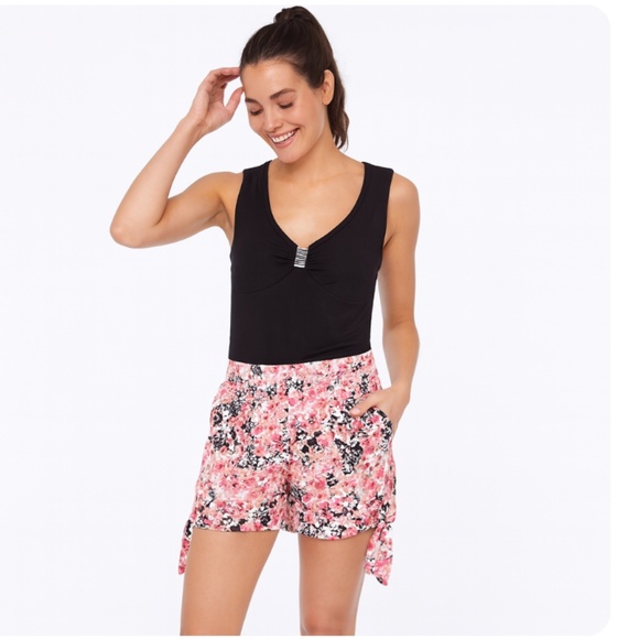 BETHANY MOTA Floral Side Tie Shorts Size Small - Picture 1 of 6